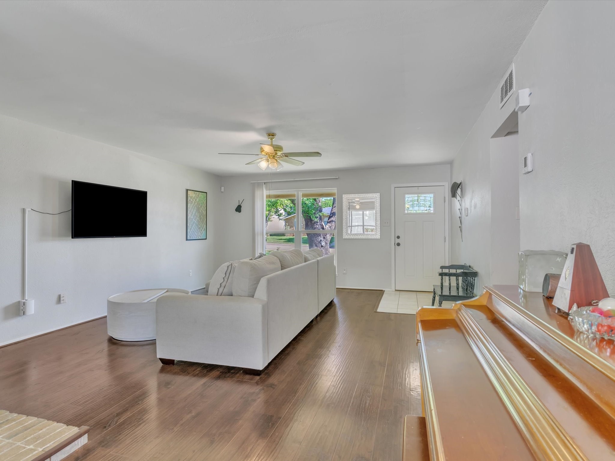 2910 Big Ben Lane
