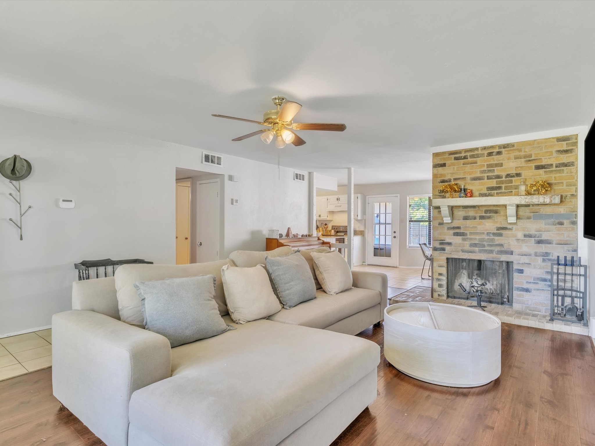 2910 Big Ben Lane