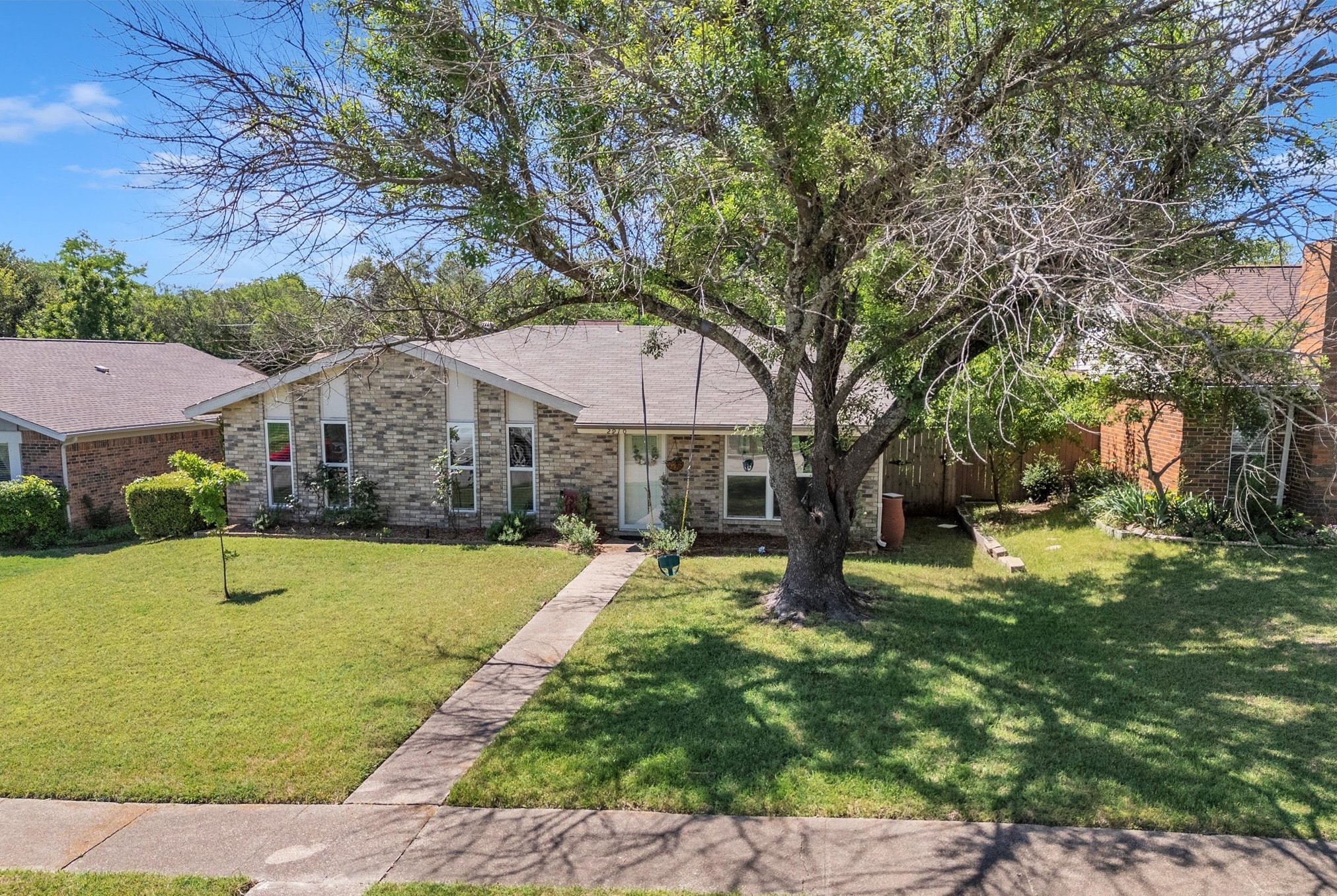 2910 Big Ben Lane
