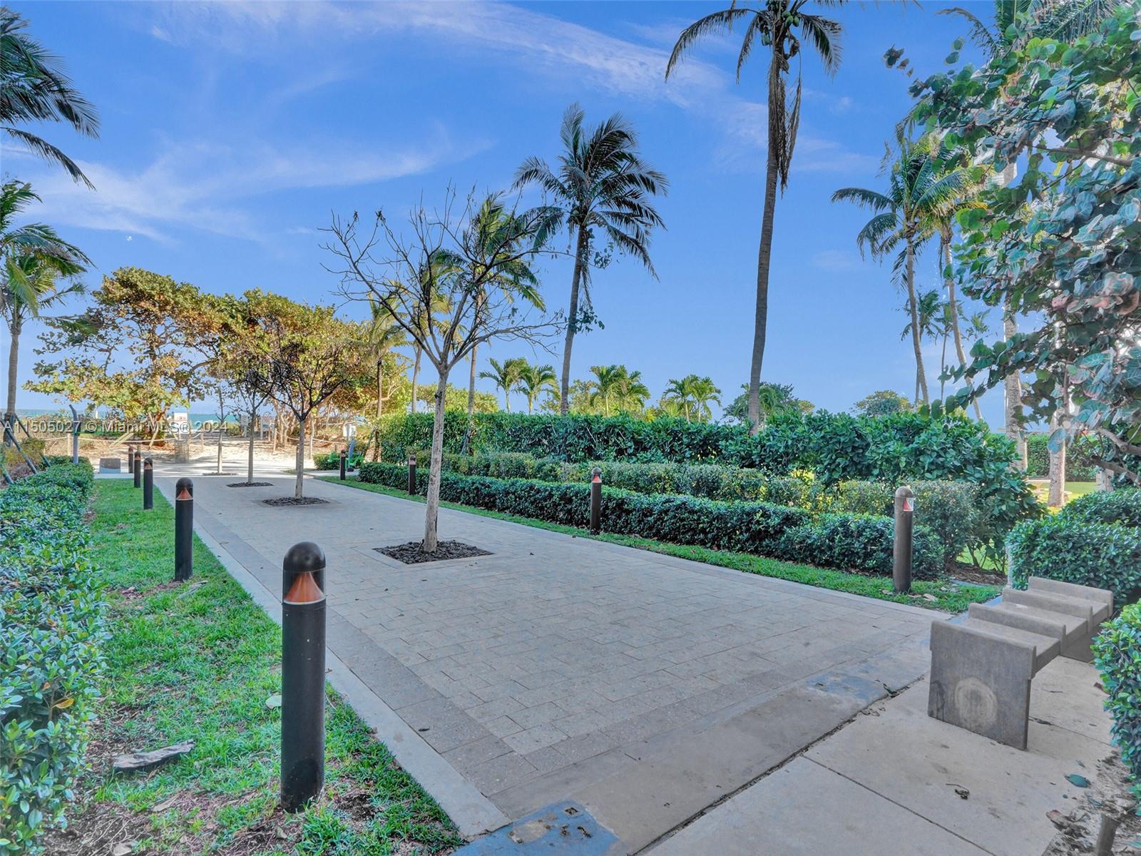 9140 Collins Ave # H
