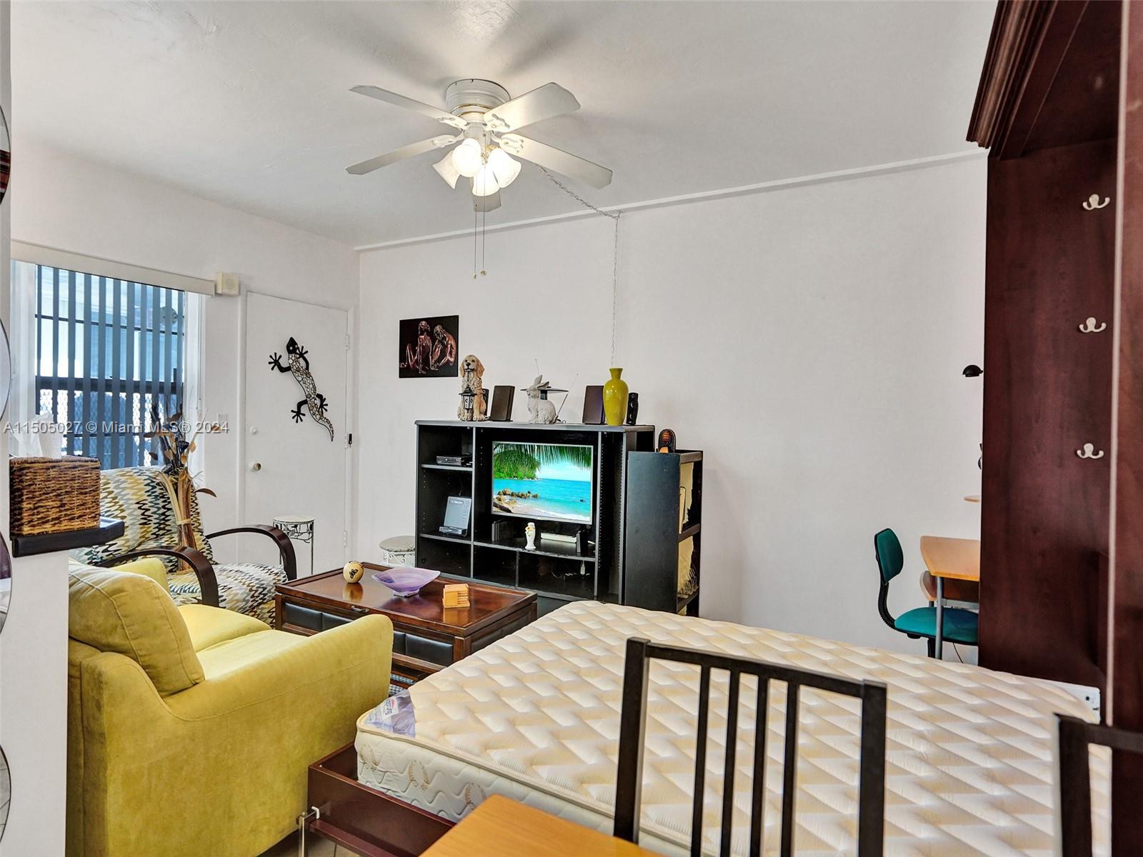 9140 Collins Ave # H