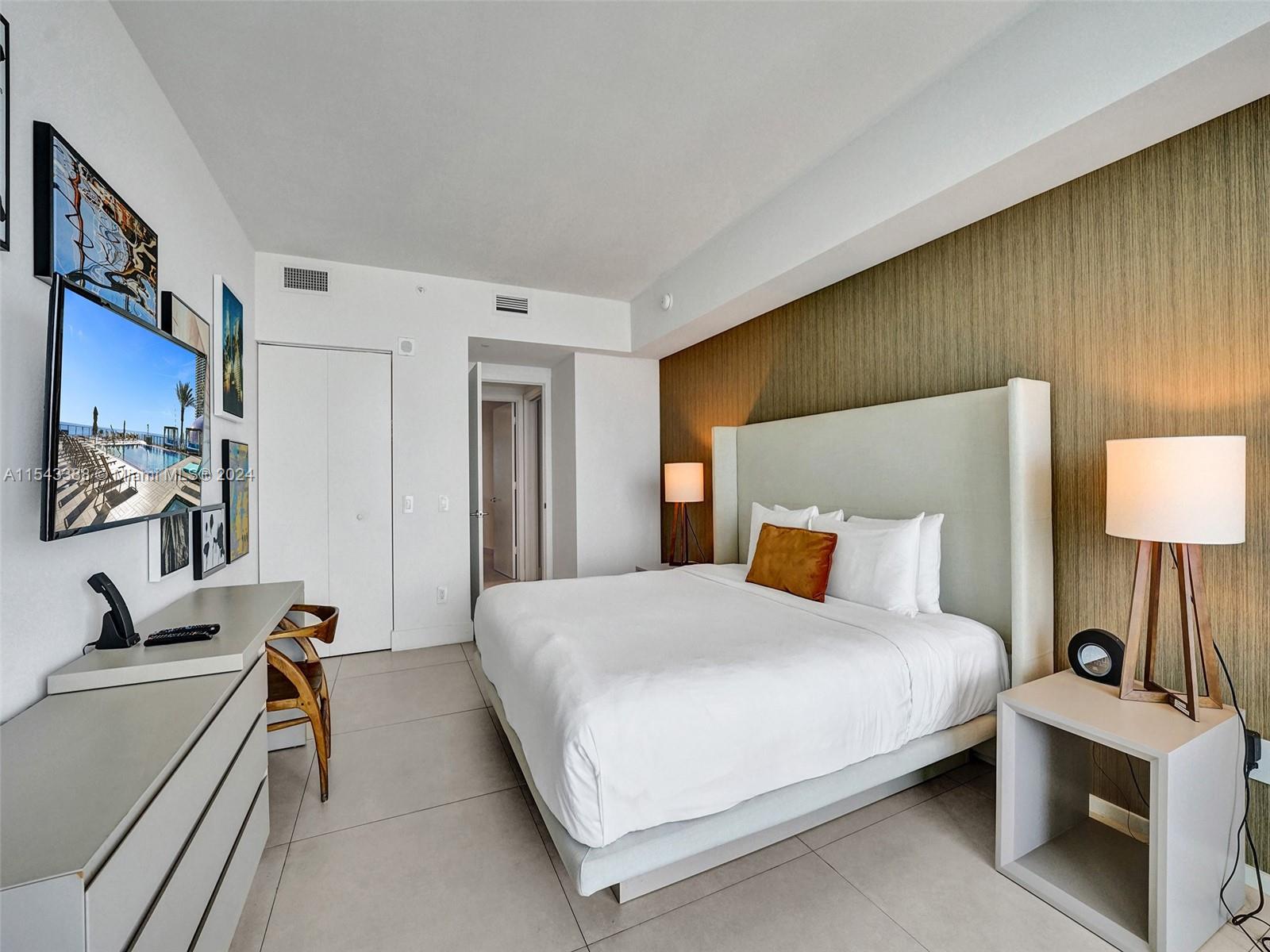 4111 S Ocean Dr # 3810