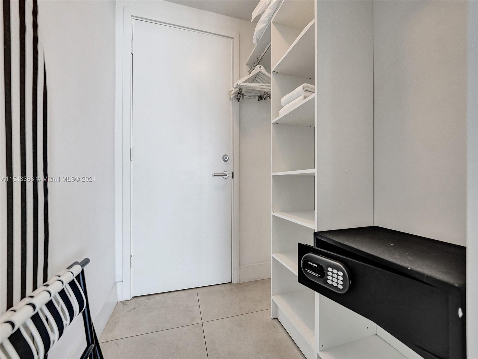 4111 S Ocean Dr # 3810