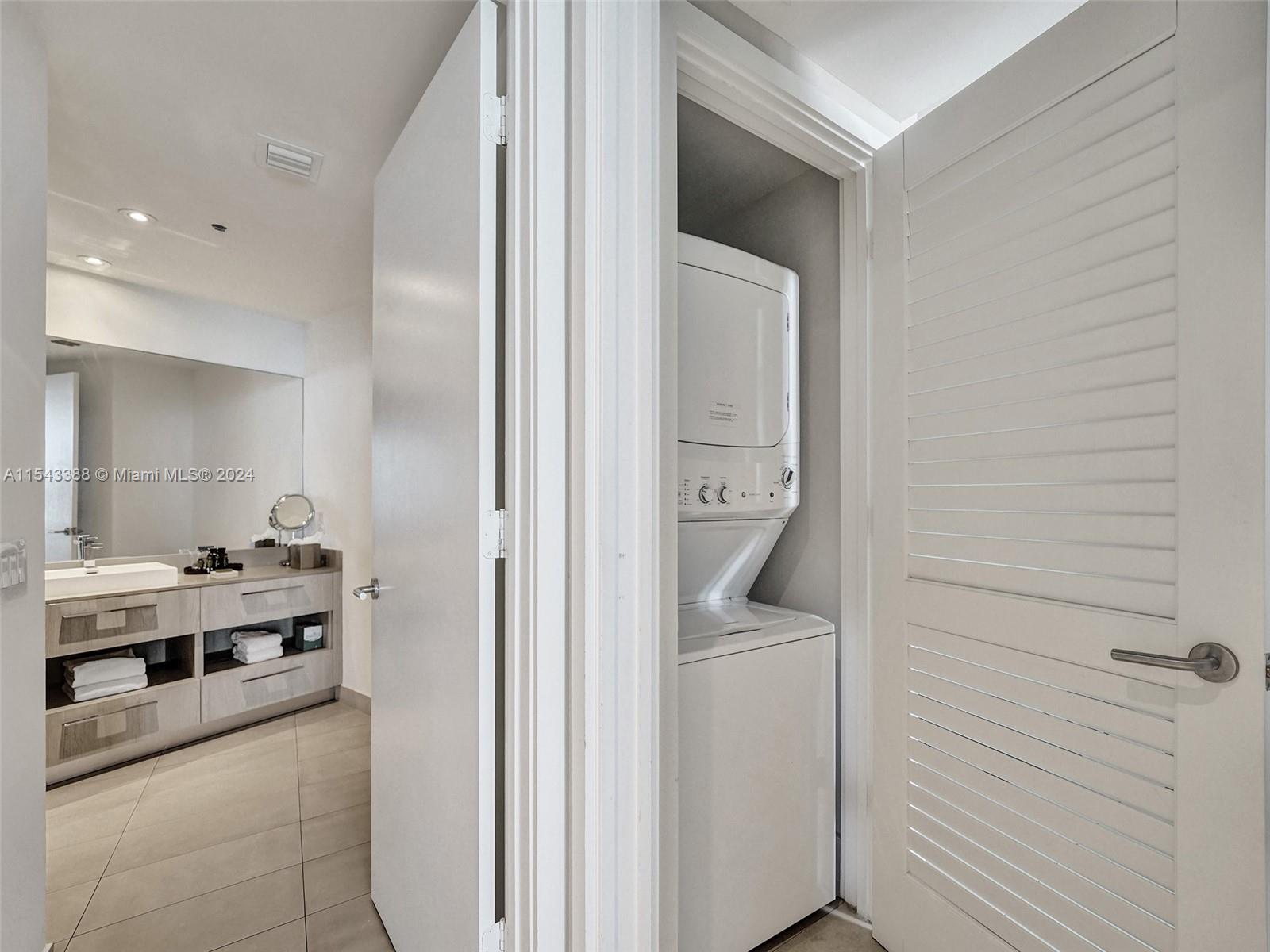 4111 S Ocean Dr # 3810