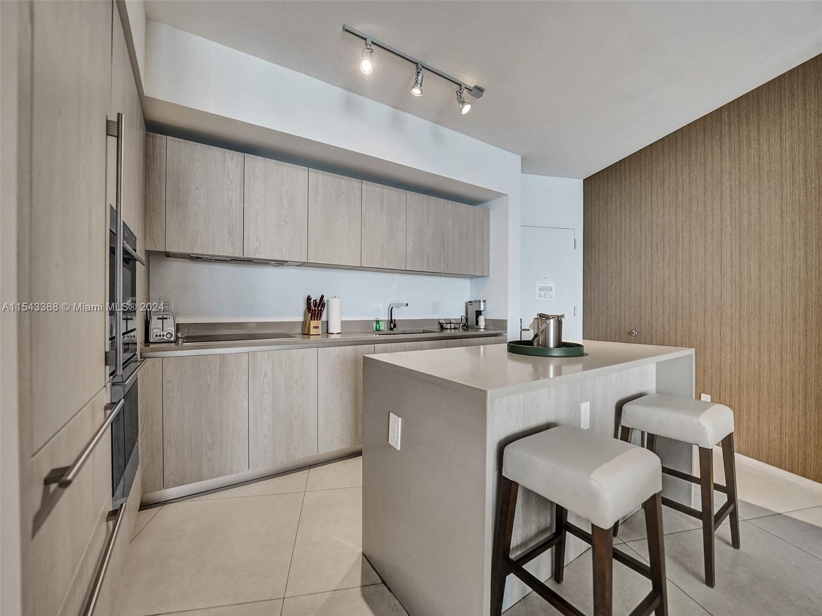 4111 S Ocean Dr # 3810