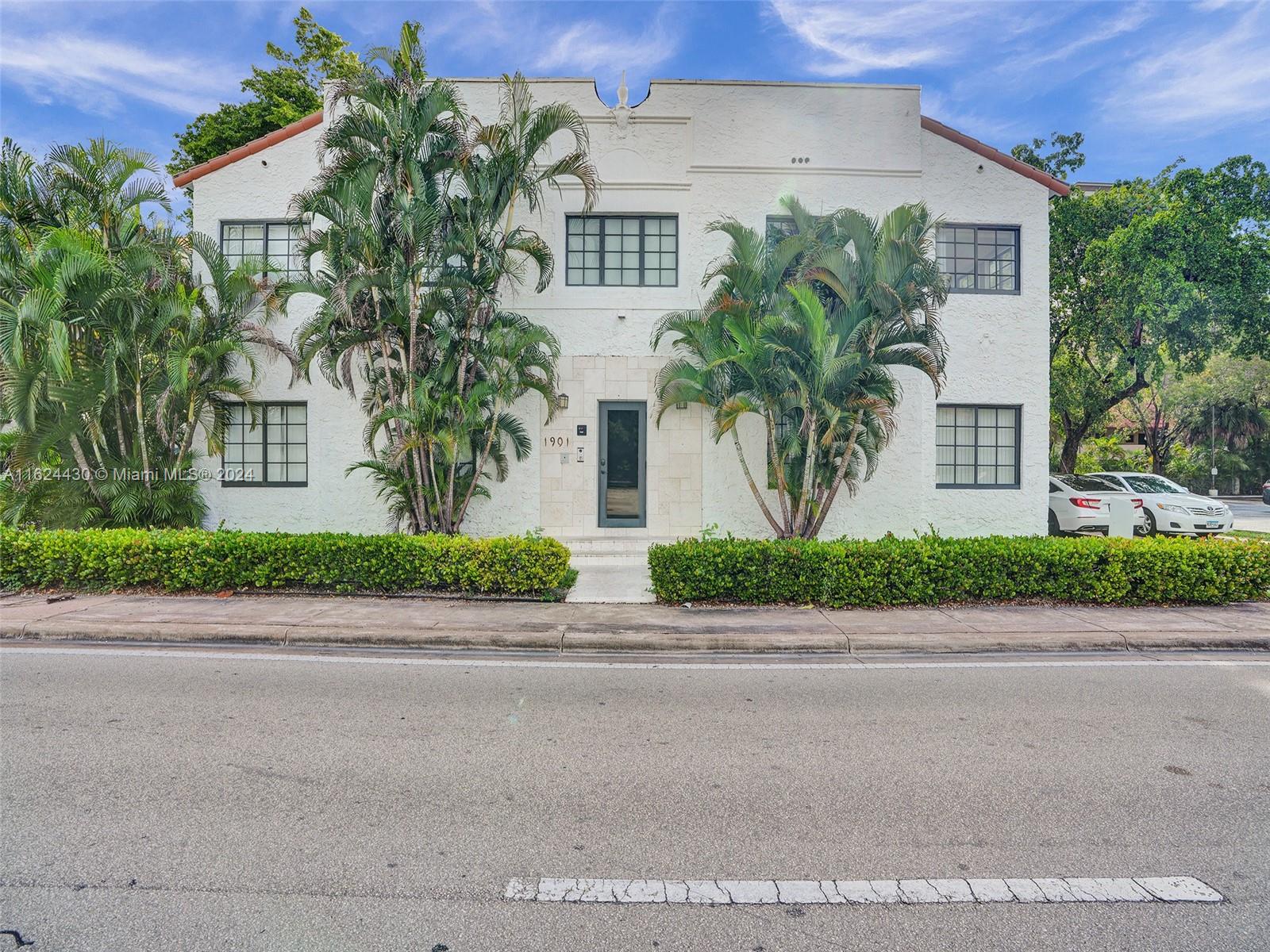 1901 S Le Jeune Rd # 2