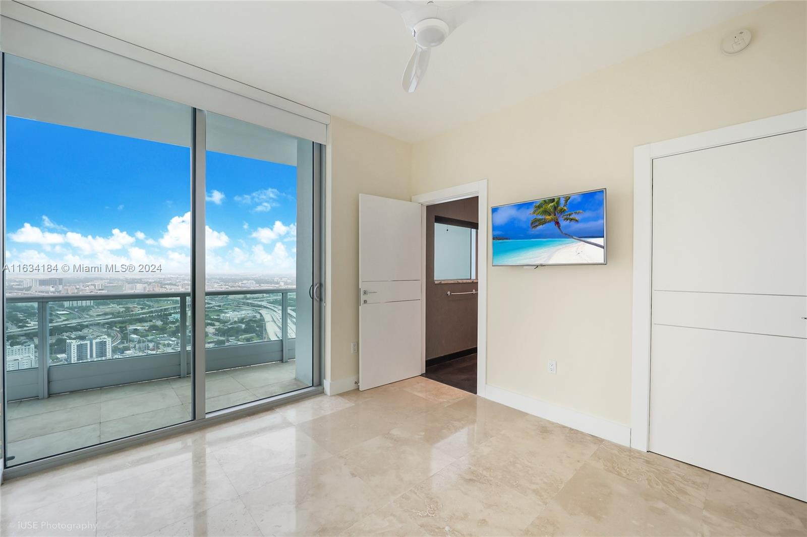 900 Biscayne Blvd # 5001