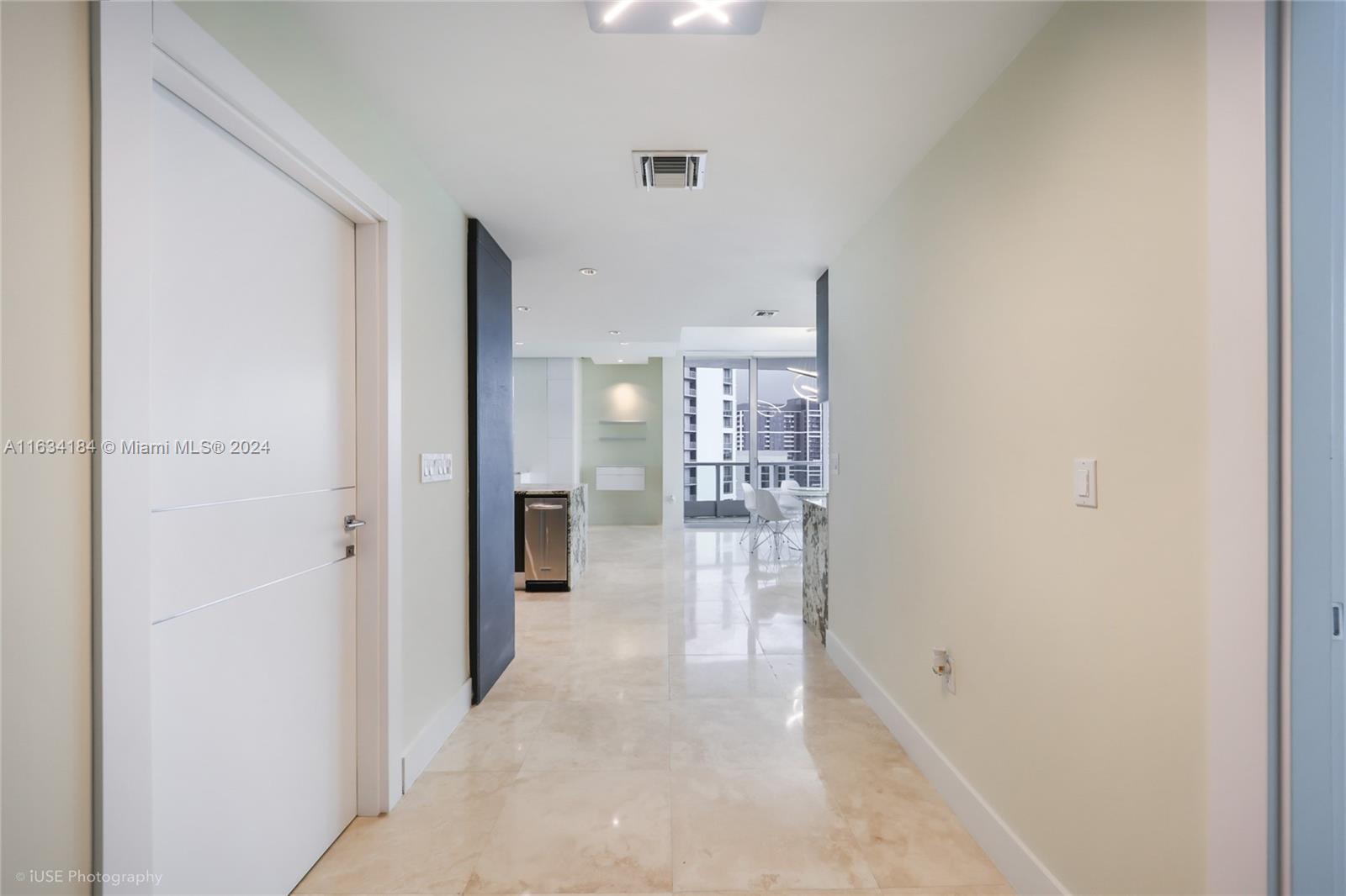 900 Biscayne Blvd # 5001