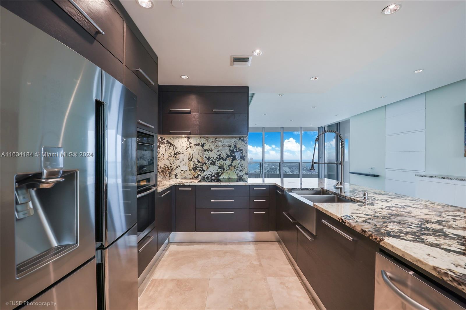 900 Biscayne Blvd # 5001