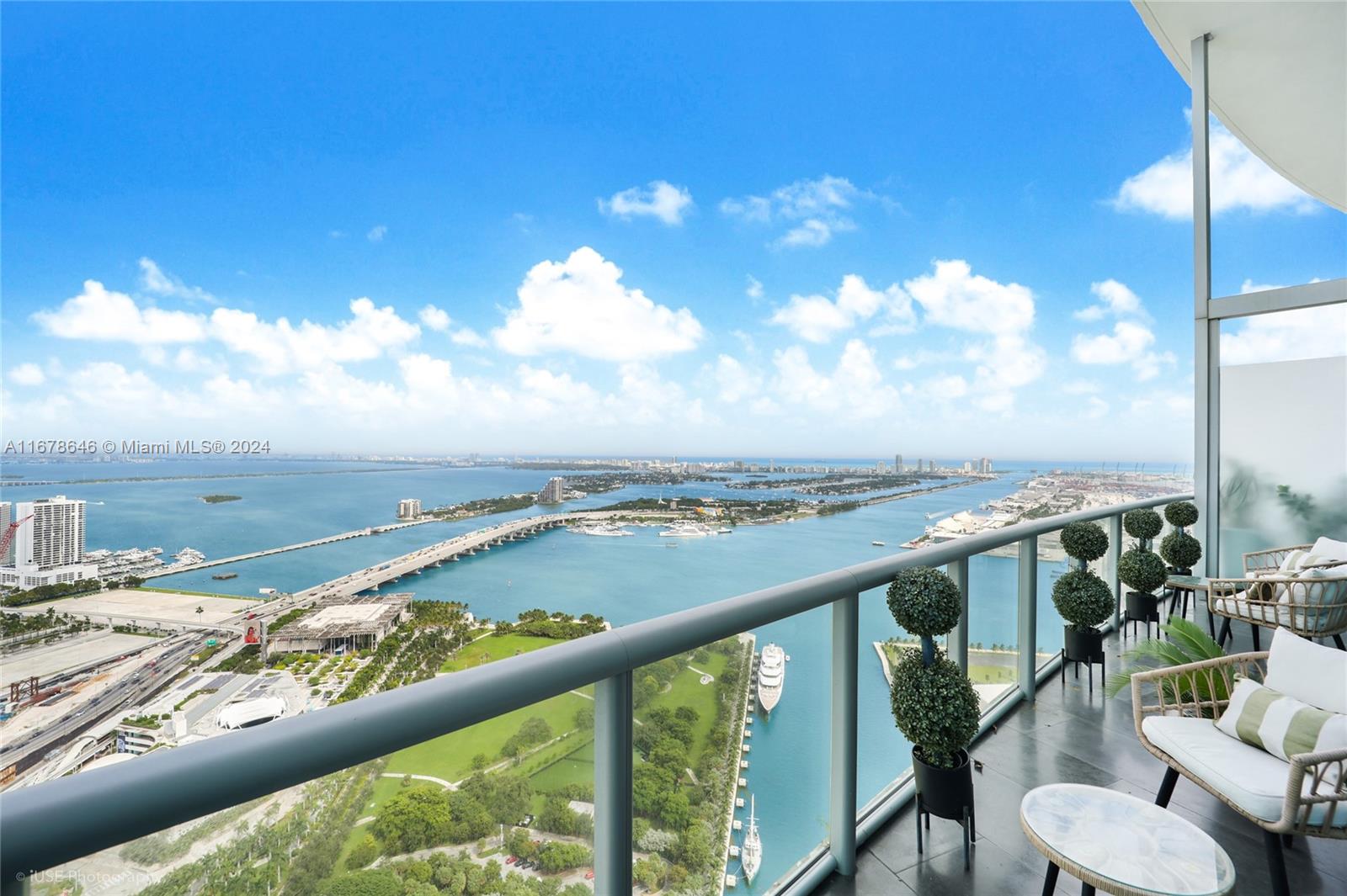 888 Biscayne Blvd # 5112