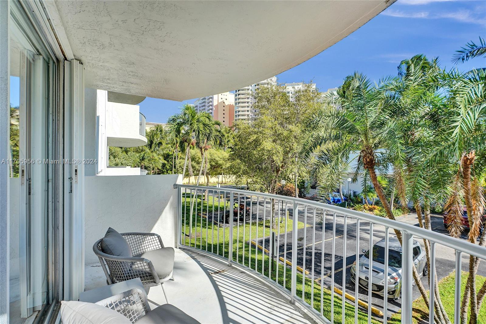 210 Seaview Dr # 210