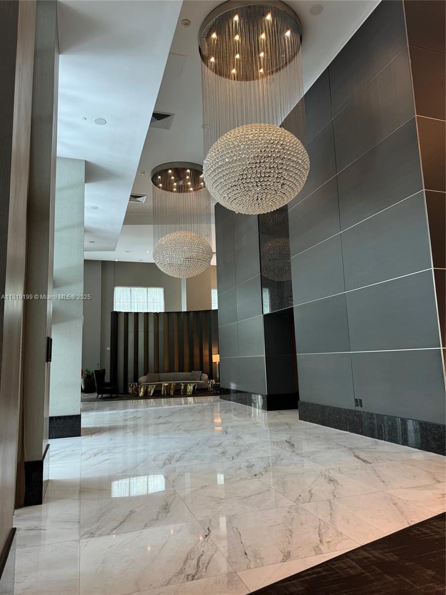 951 Brickell Ave # 500