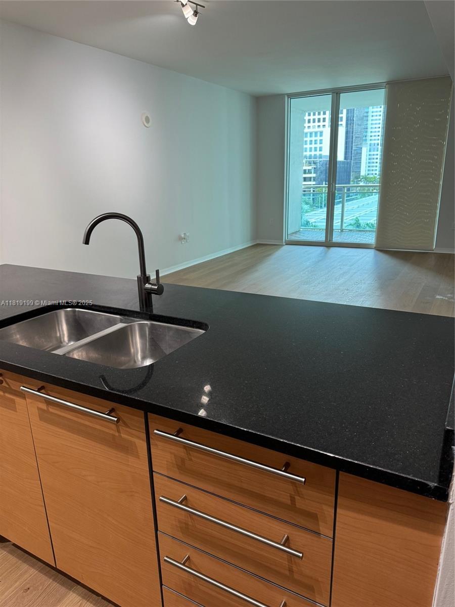 951 Brickell Ave # 500