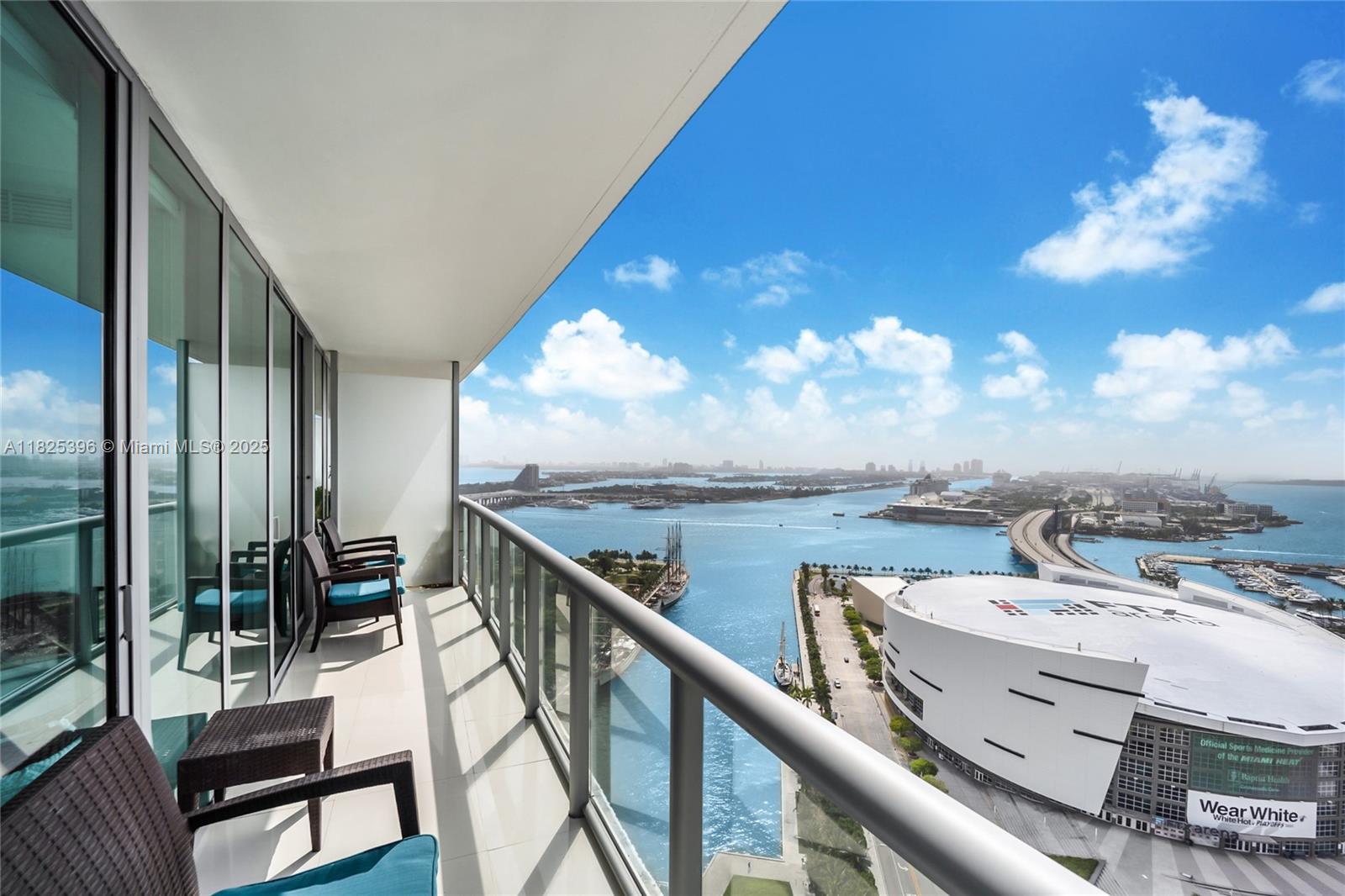 888 Biscayne Blvd # 3005