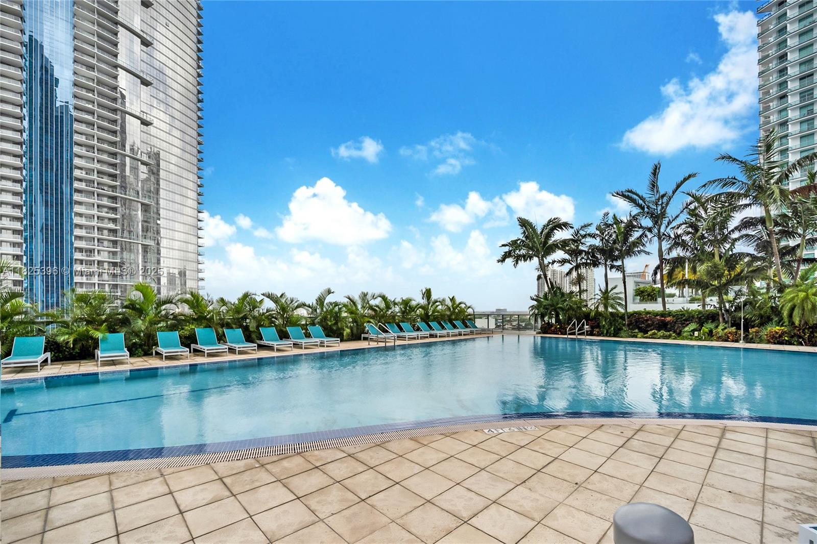 888 Biscayne Blvd # 3005