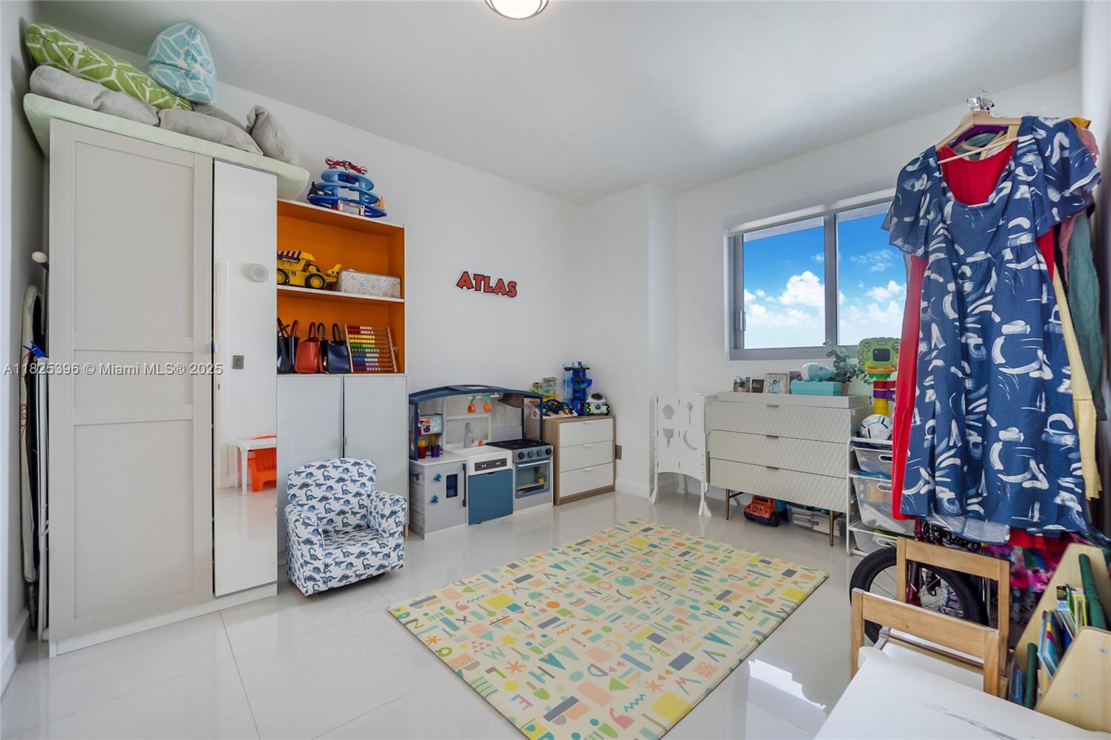 888 Biscayne Blvd # 3005