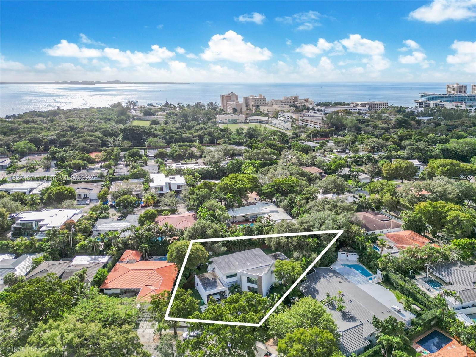 56 Samana Dr