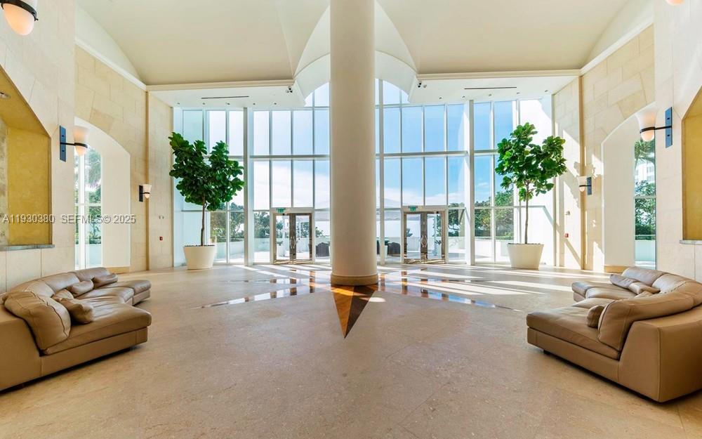 1643 Brickell Ave Unit: PH 4901 + Dock