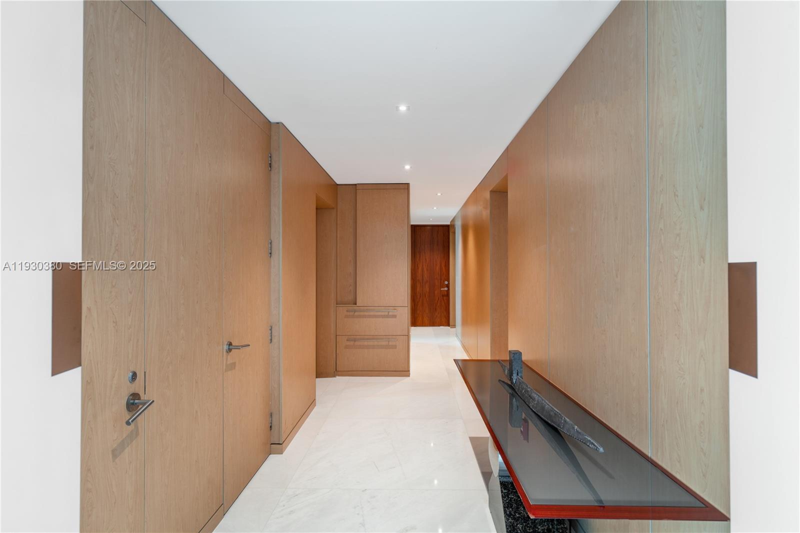 1643 Brickell Ave Unit: PH 4901 + Dock