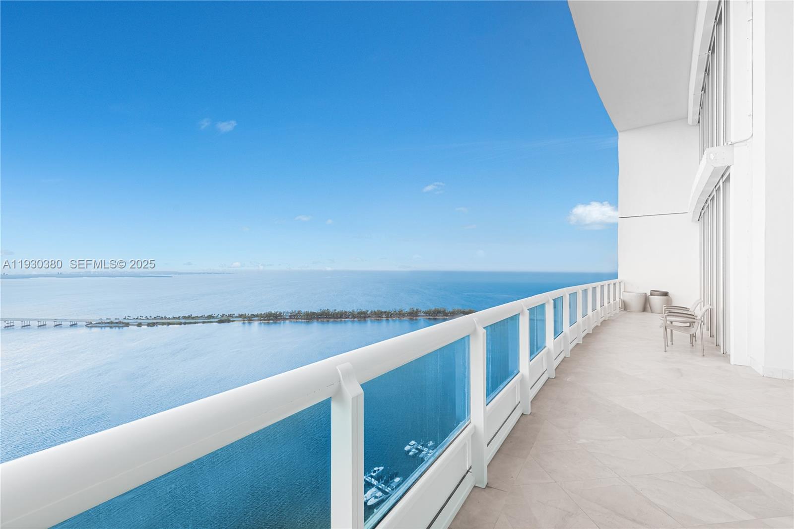 1643 Brickell Ave Unit: PH 4901 + Dock