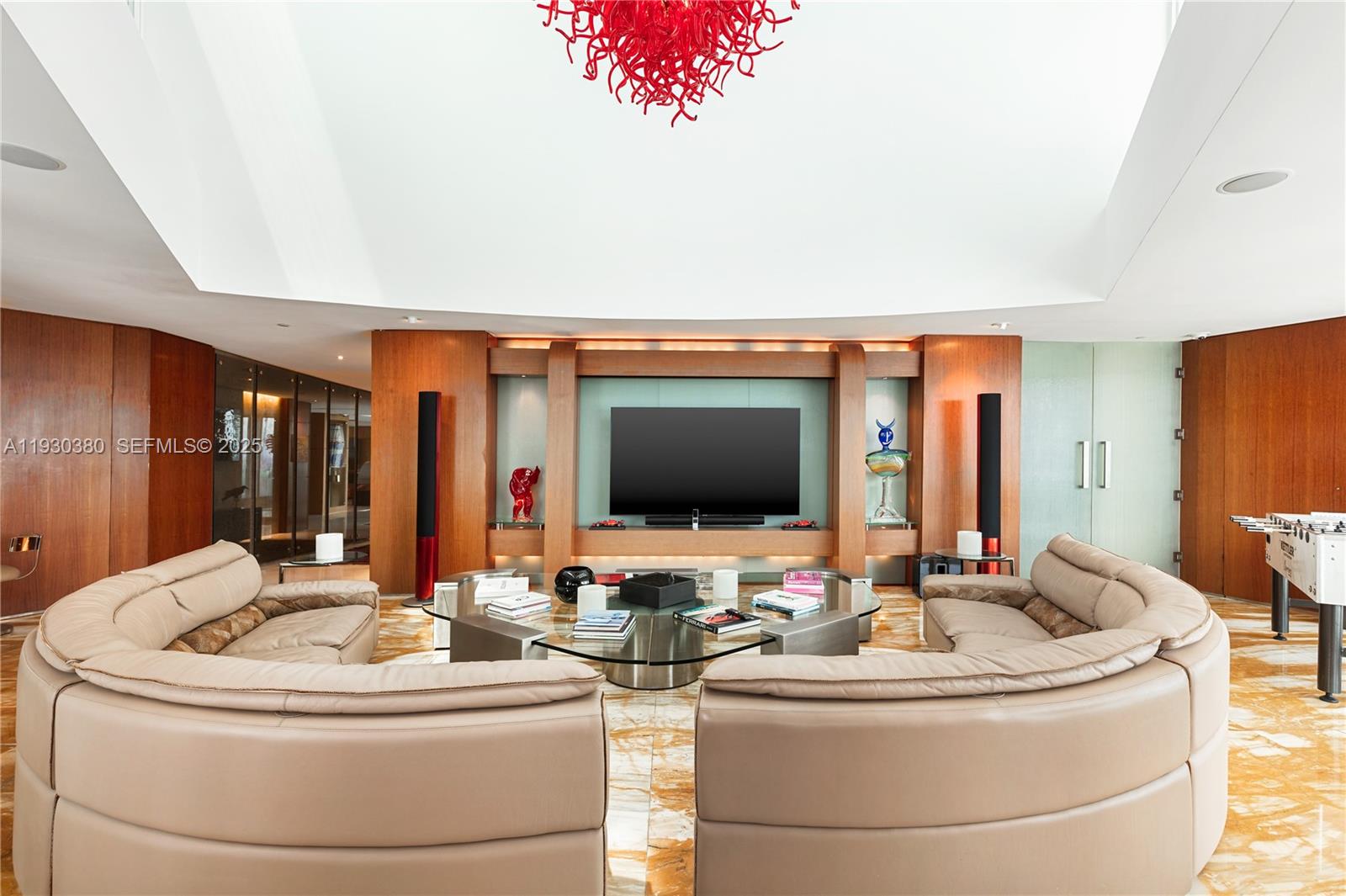 1643 Brickell Ave Unit: PH 4901 + Dock