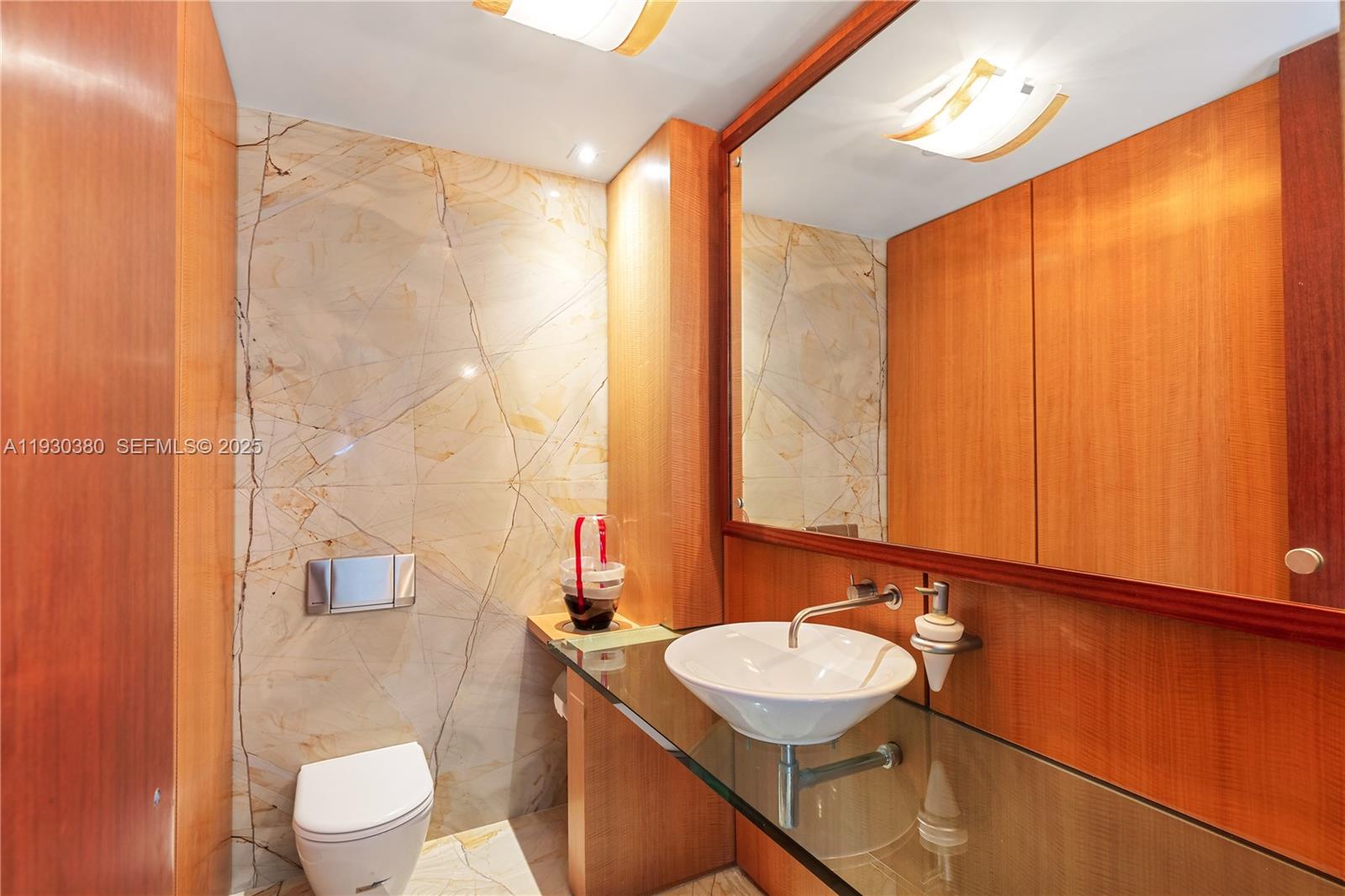 1643 Brickell Ave Unit: PH 4901 + Dock