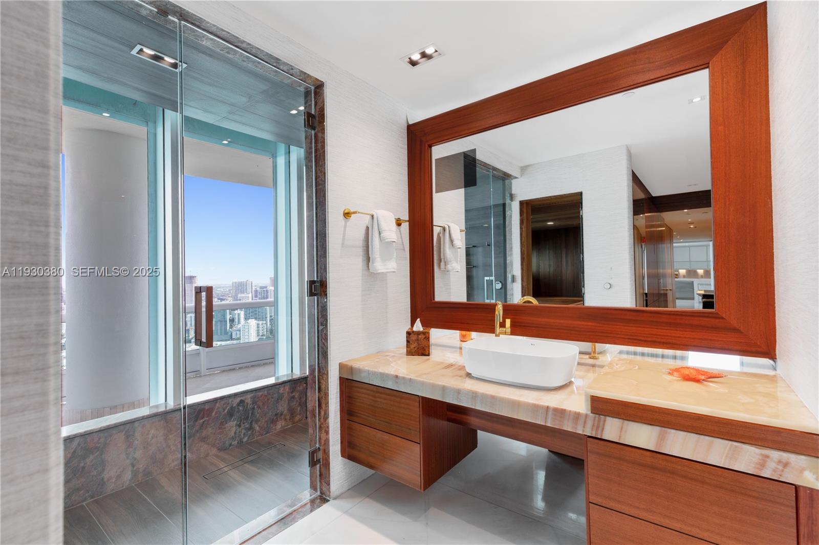 1643 Brickell Ave Unit: PH 4901 + Dock