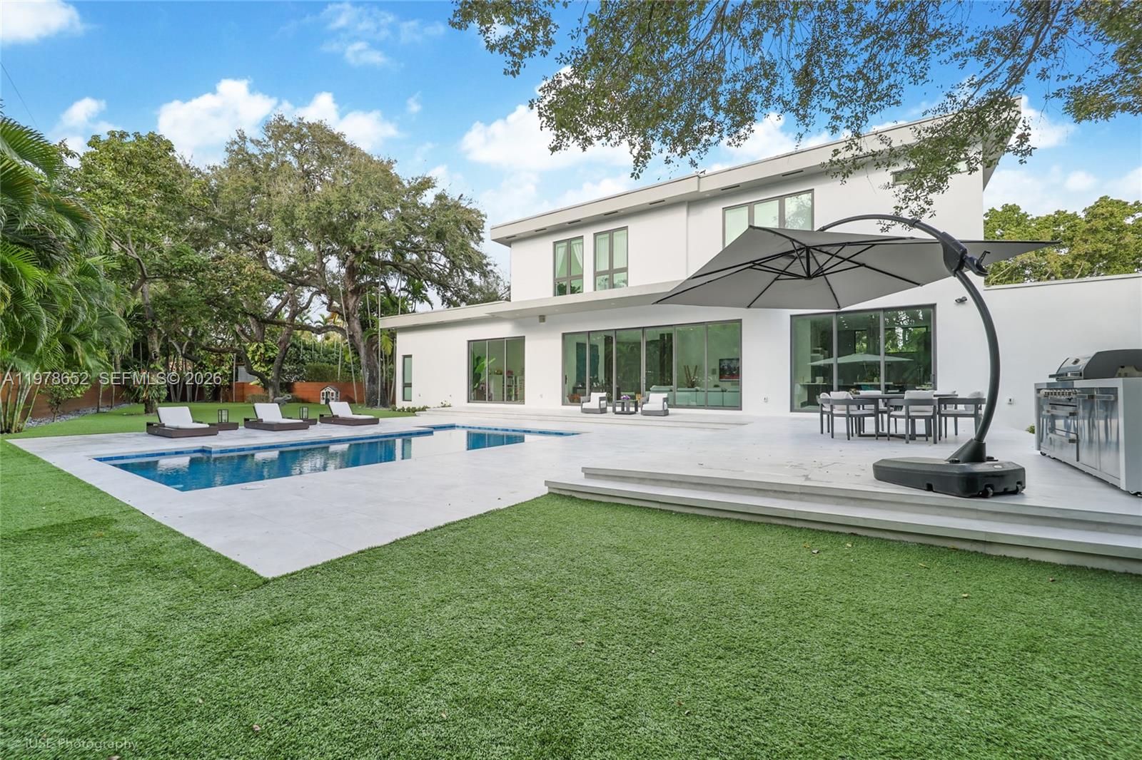 56 Samana Dr