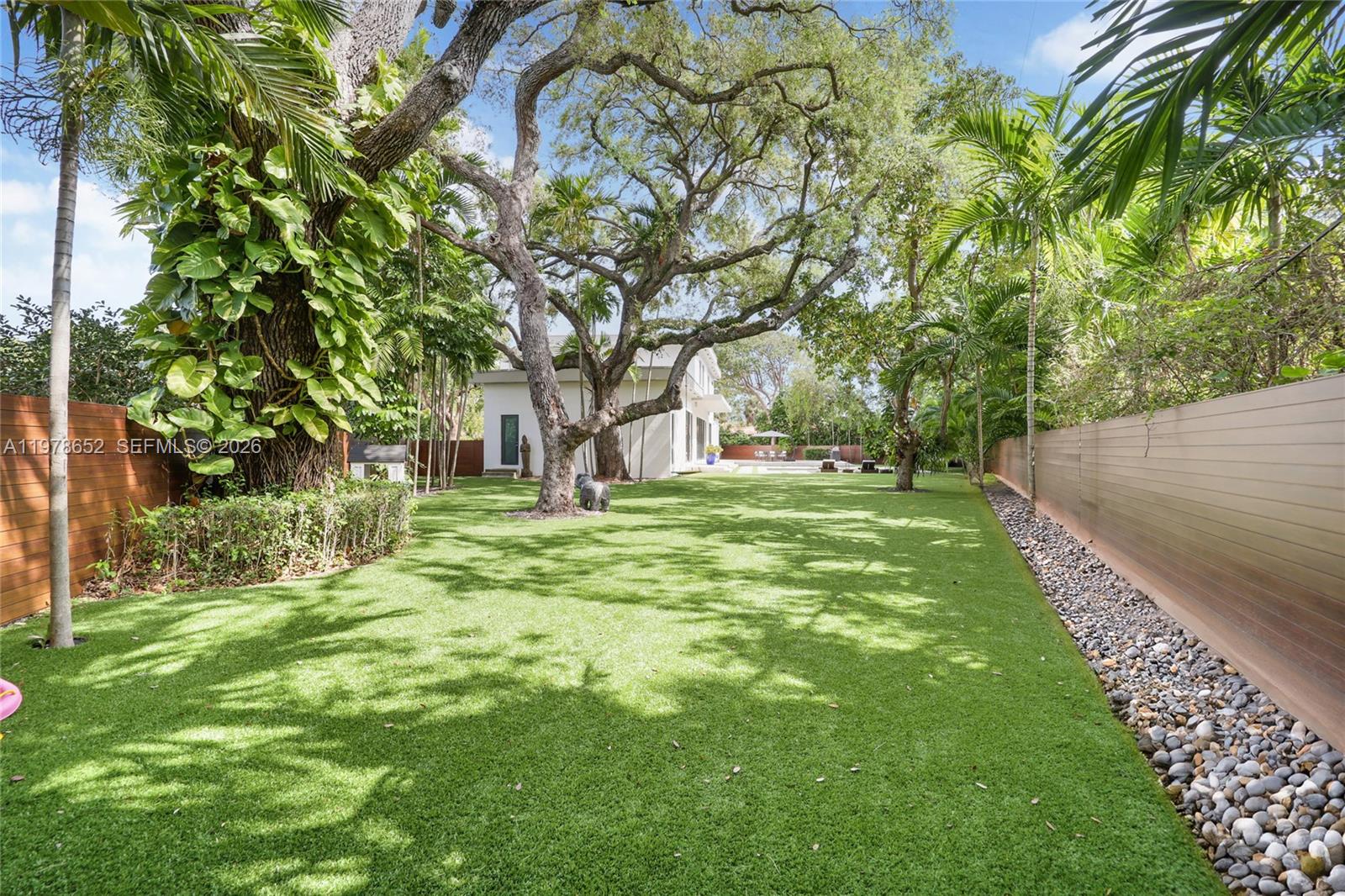 56 Samana Dr