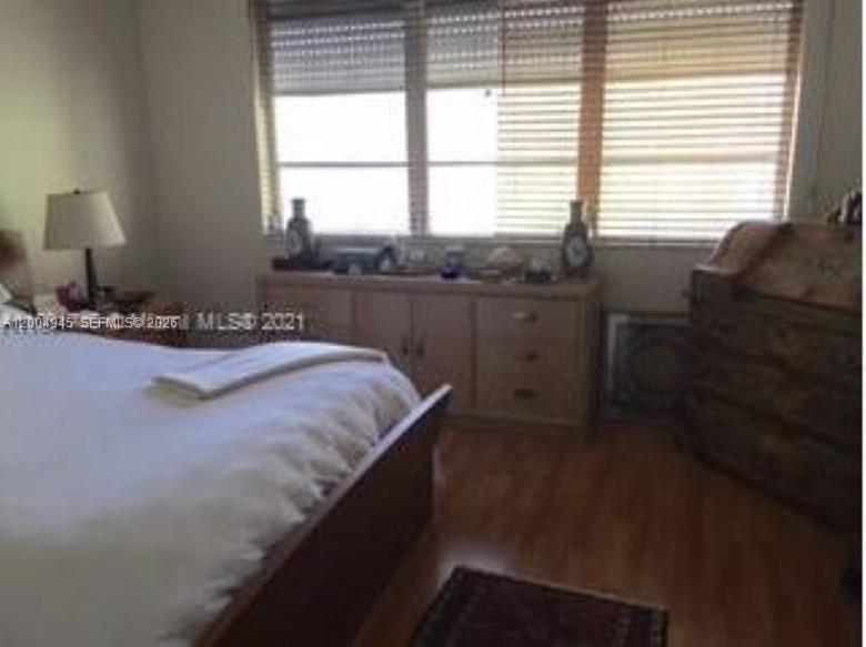 9455 Bay Harbor Ter # 7S