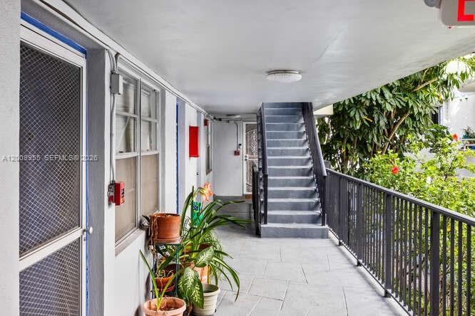 9140 Collins Ave # C