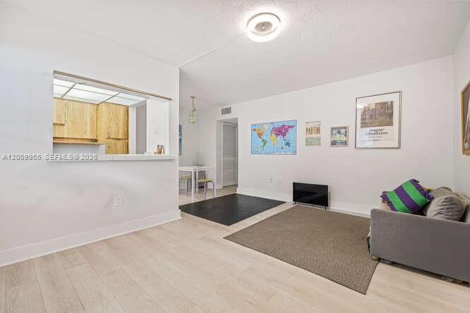 9140 Collins Ave # C