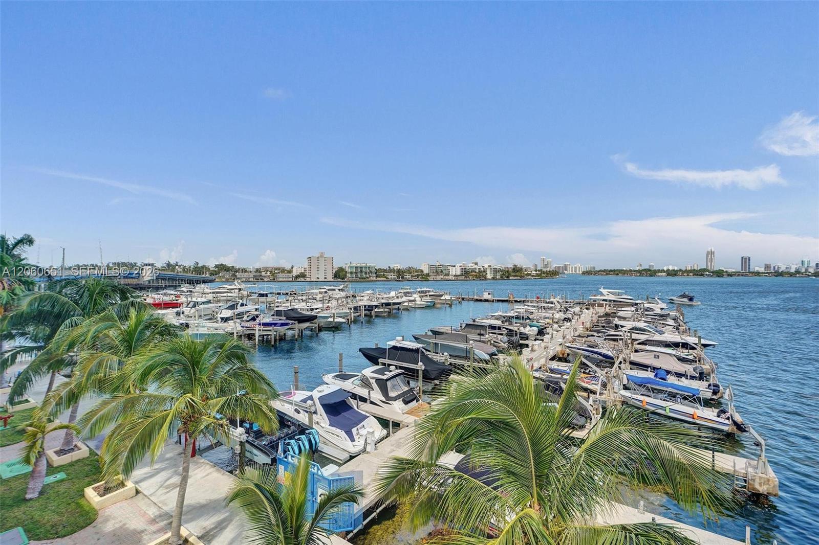 7601 E Treasure Dr # 717