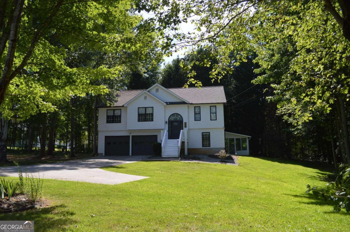 224 Hunt Club Circle