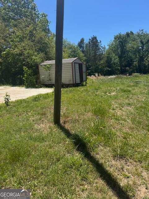 8176 Ridge Road