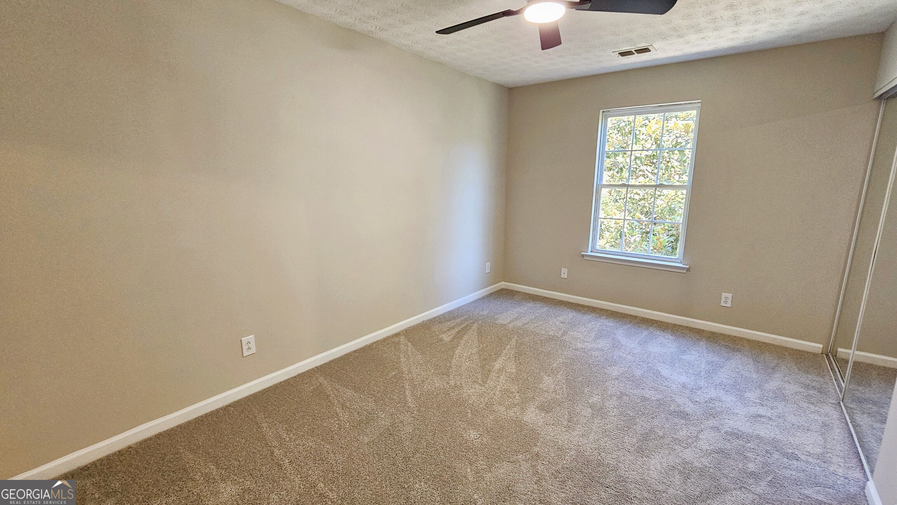 528 Lazy River Lane