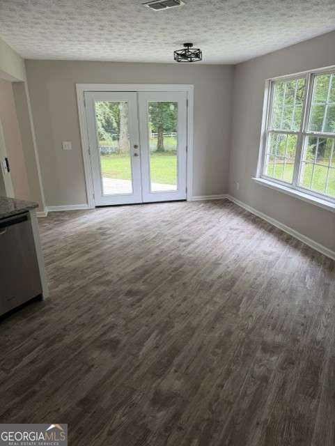 528 Lazy River Lane