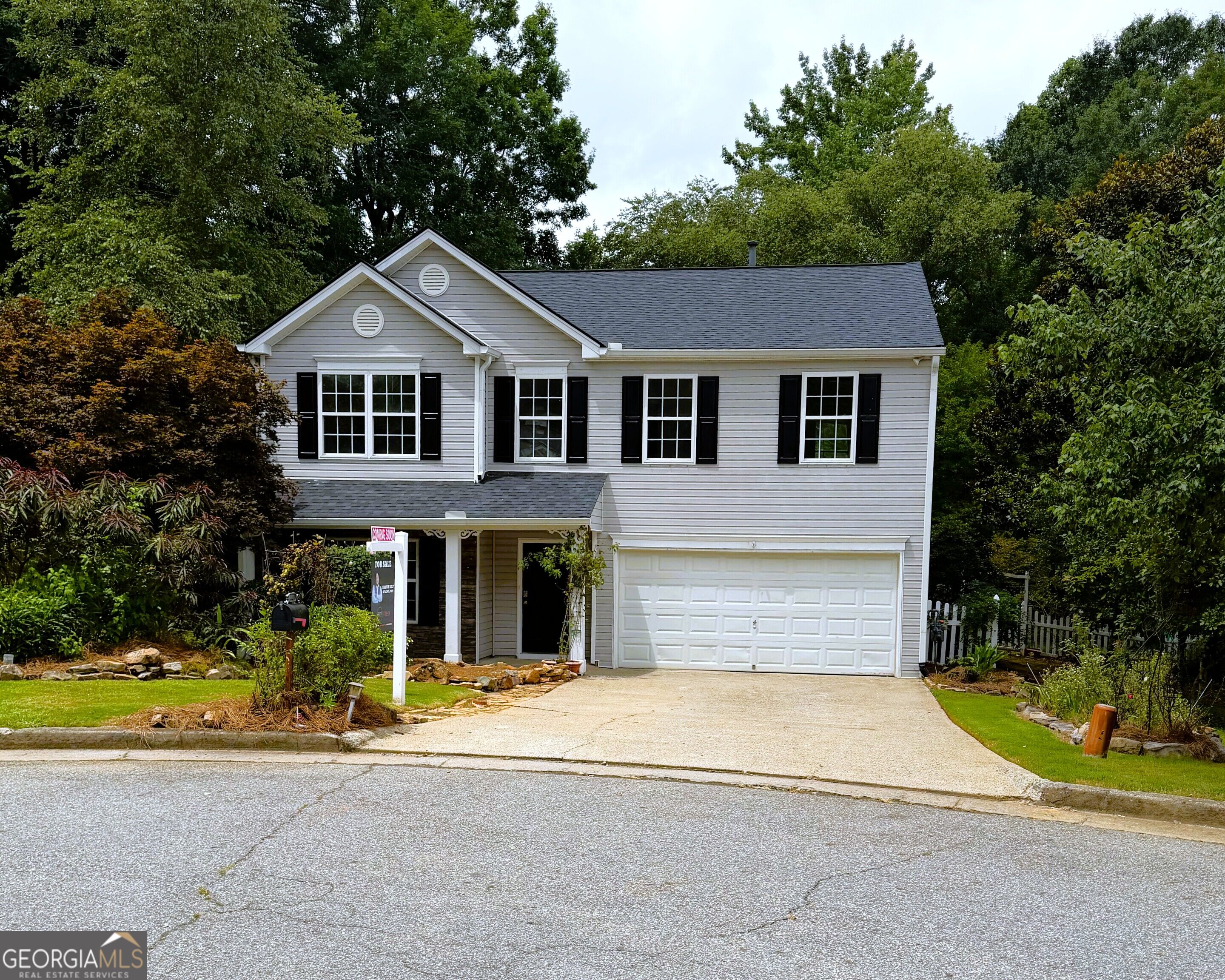 528 Lazy River Lane