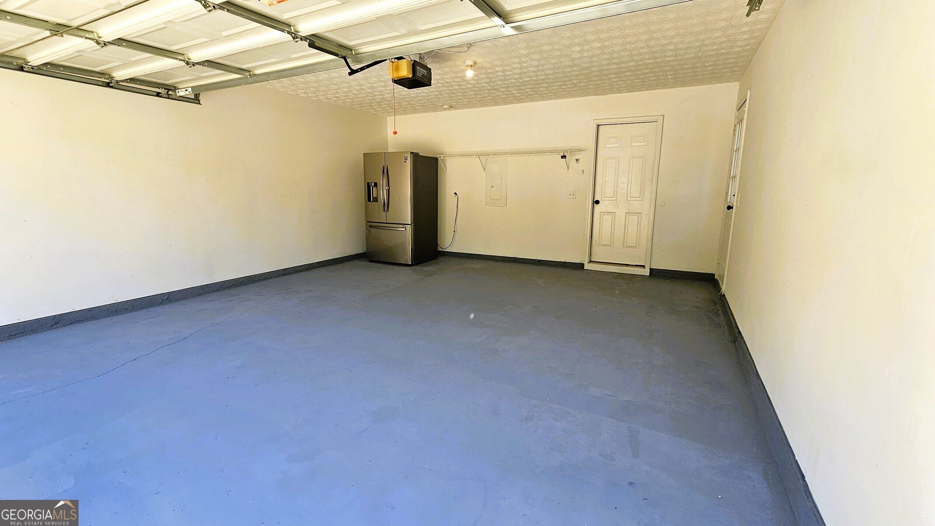 528 Lazy River Lane