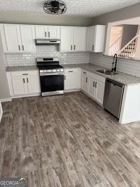 528 Lazy River Lane