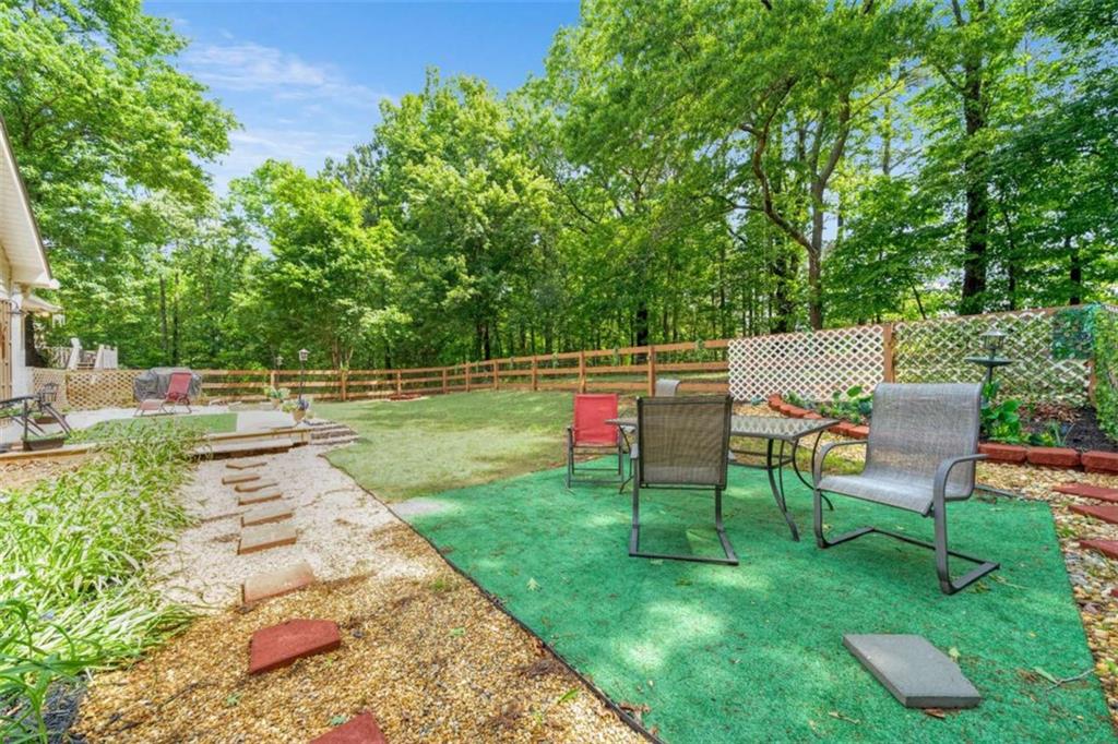 184 Glenn Eagles Way