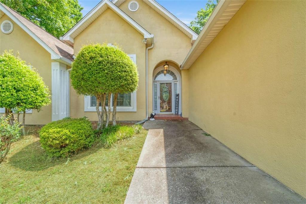 184 Glenn Eagles Way