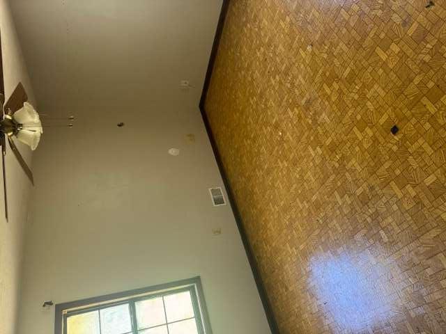 8176 Ridge Road