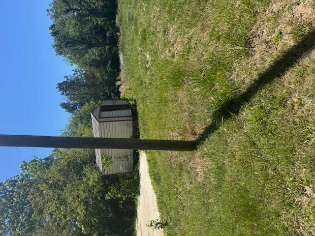 8176 Ridge Road