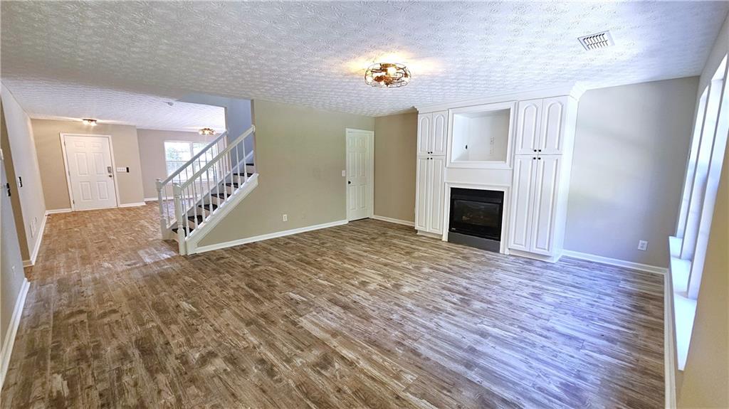 528 Lazy River Lane