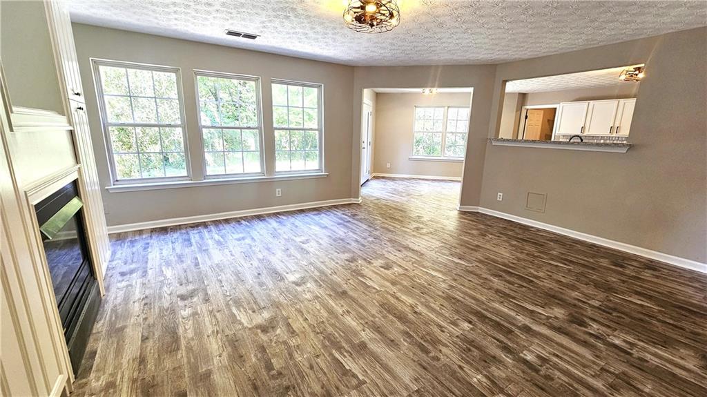 528 Lazy River Lane