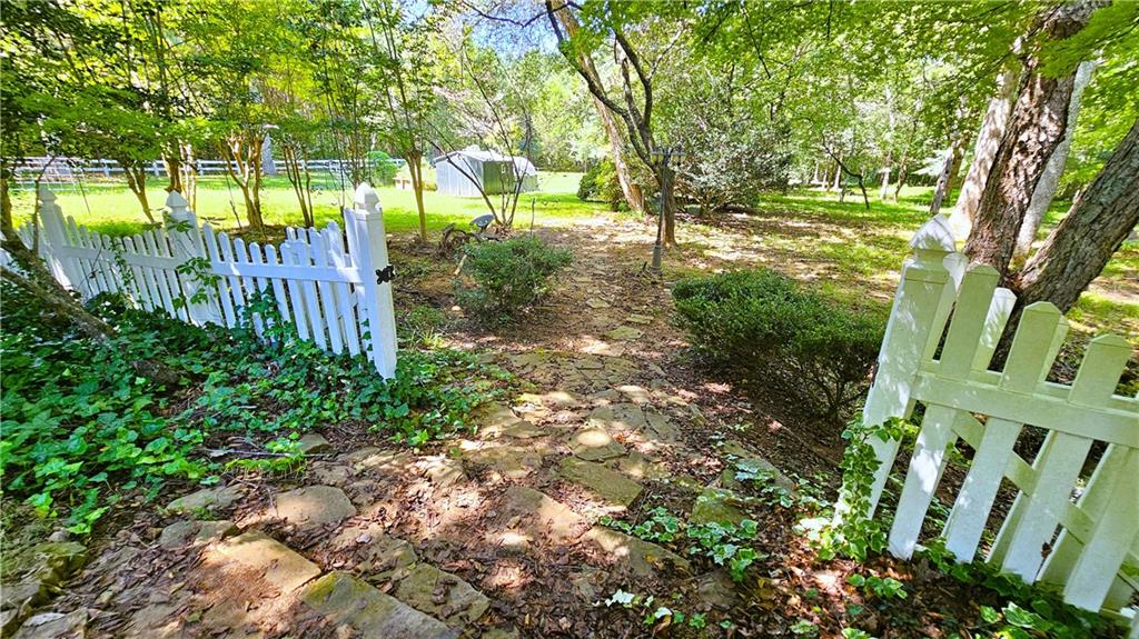 528 Lazy River Lane