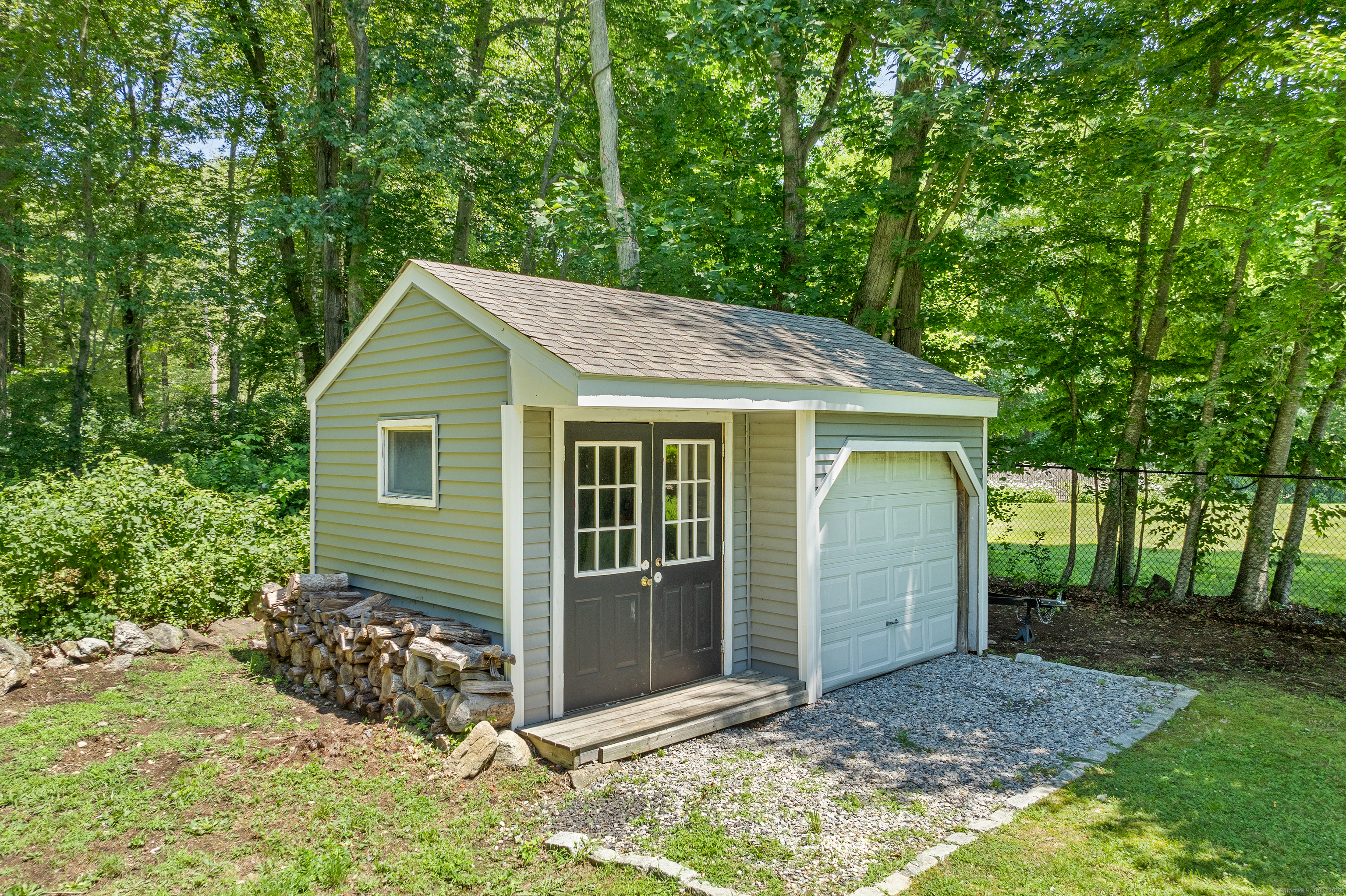 28 Champlain Drive