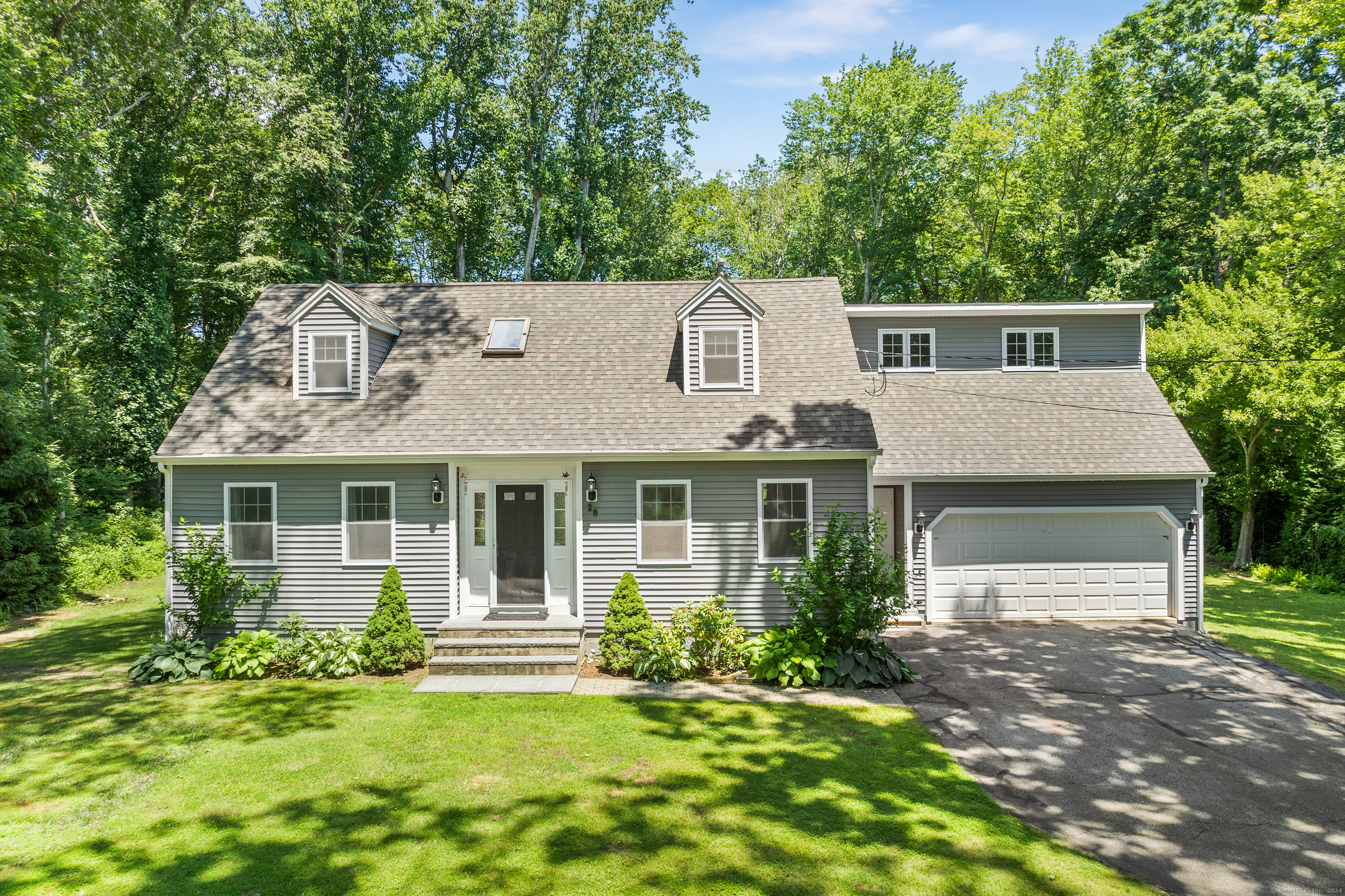 28 Champlain Drive
