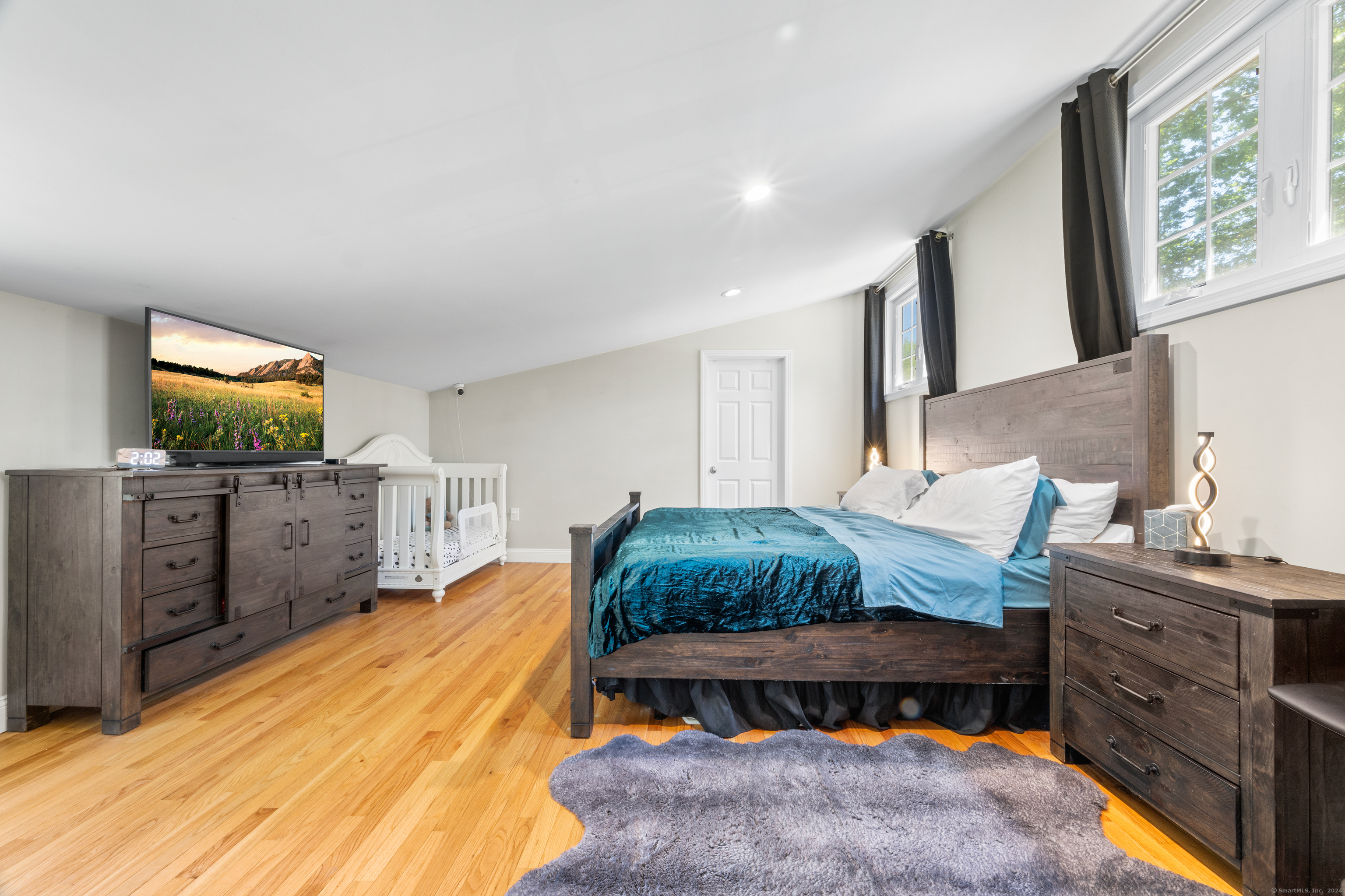 28 Champlain Drive